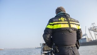 Het water op? Daar horen niet voor niets regels bij