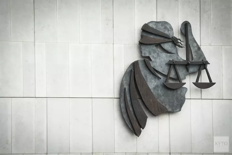 Celstraf geëist tegen 66-jarige man voor reeks autobranden Epe
