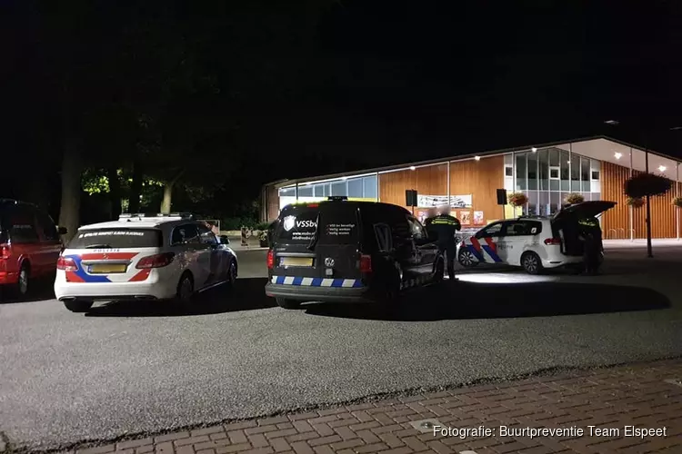 Politie zoekt getuigen van inbraak supermarkt Elspeet