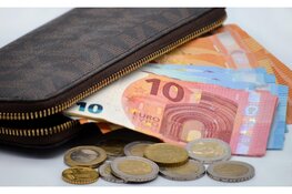 Meer mensen tevreden over financiën in 2024, zorgen minder groot