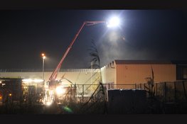 Grote brand bij leegstaand bedrijfspand in Harderwijk