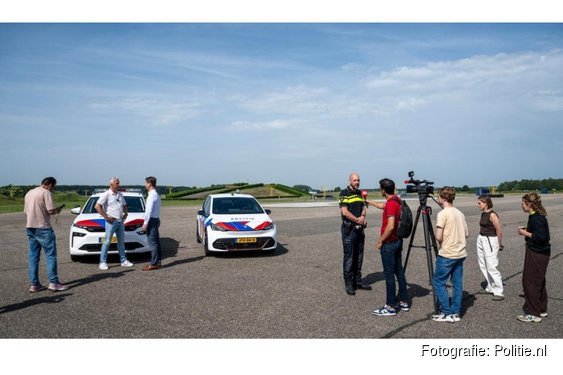 Nieuwe elektrische politievoertuigen: Skoda Enyaq en Cupra Born