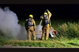 Auto volledig uitgebrand in Nunspeet