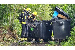 Restafvalcontainer volledig uitgebrand op camping in Nunspeet, bewoners voorkomen erger