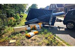 Kop-staartbotsing met aanhanger op N308 in Oldebroek
