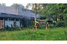 Brand in bedrijfsgebouw aan F.A. Molijnlaan in Nunspeet