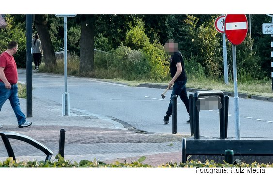 Man (42) uit Nunspeet aangehouden na agressief gedrag met hakbijl in Elburg