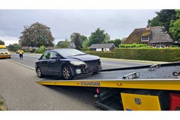 Baby ongedeerd na forse botsing op N310 bij Doornspijk