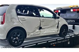 Baby ongedeerd na forse botsing op N310 bij Doornspijk