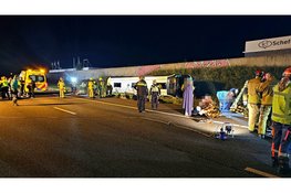 Ernstig ongeval met Oostenrijkse touringcar op A28 bij Wezep: meerdere gewonden
