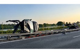 Ernstig ongeval met Oostenrijkse touringcar op A28 bij Wezep: meerdere gewonden