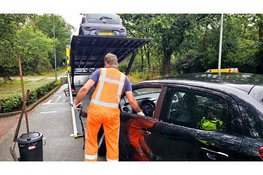 Forse botsing tussen twee auto’s op Eperweg in Nunspeet