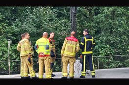 Brandweer zoekt naar brand bij NS-station Nunspeet, warme kabel aangetroffen