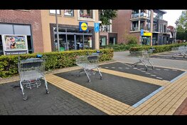 Parkeerplaats in Nunspeet verandert in wagenpark voor winkelkarretjes