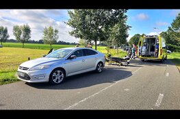 Motorrijder naar ziekenhuis na botsing met auto op Kolmansweg in Nunspeet