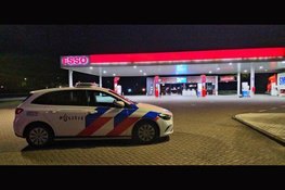 Overvaller tankstation bij Wezep nam geld, sigaretten én harde schijf mee