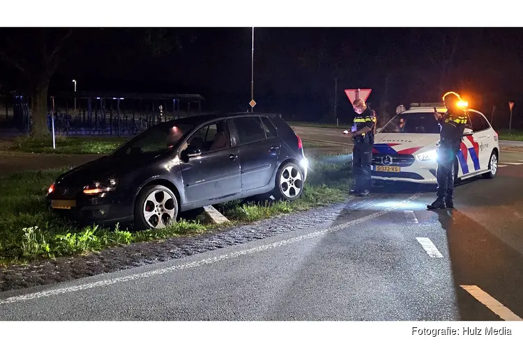 Bestuurder uit Oldebroek blaast 1140 µg/l na ongeval op N309 in Elburg