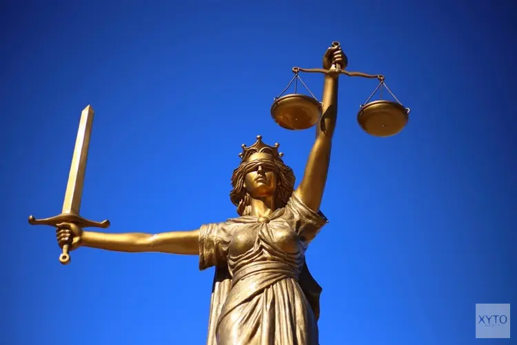 Duo veroordeeld voor nepagentenoplichting