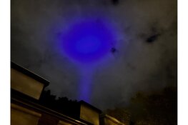Opvallend blauw licht boven Nunspeet zorgt voor vragen: geen ufo, maar meettrein van ProRail