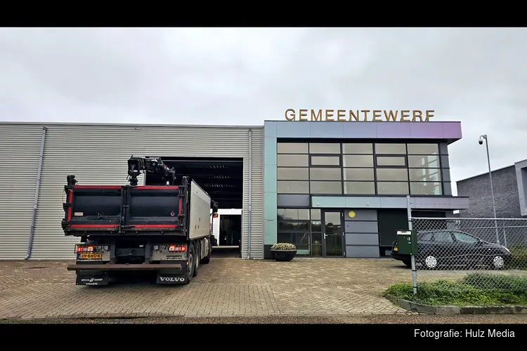 Acht dode schapen neergelegd langs Zuiderzeestraatweg in Oldebroek als protest tegen de wolf